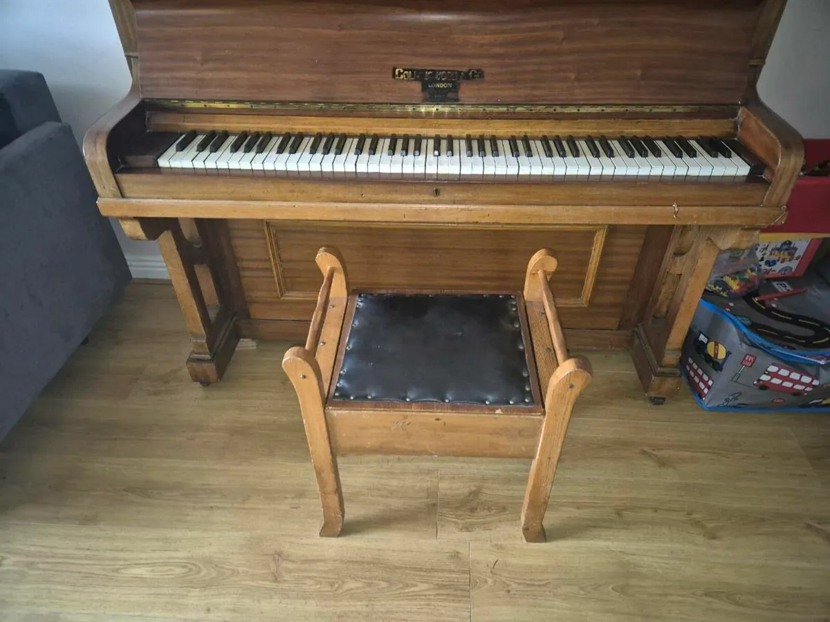 Piano - Image 1