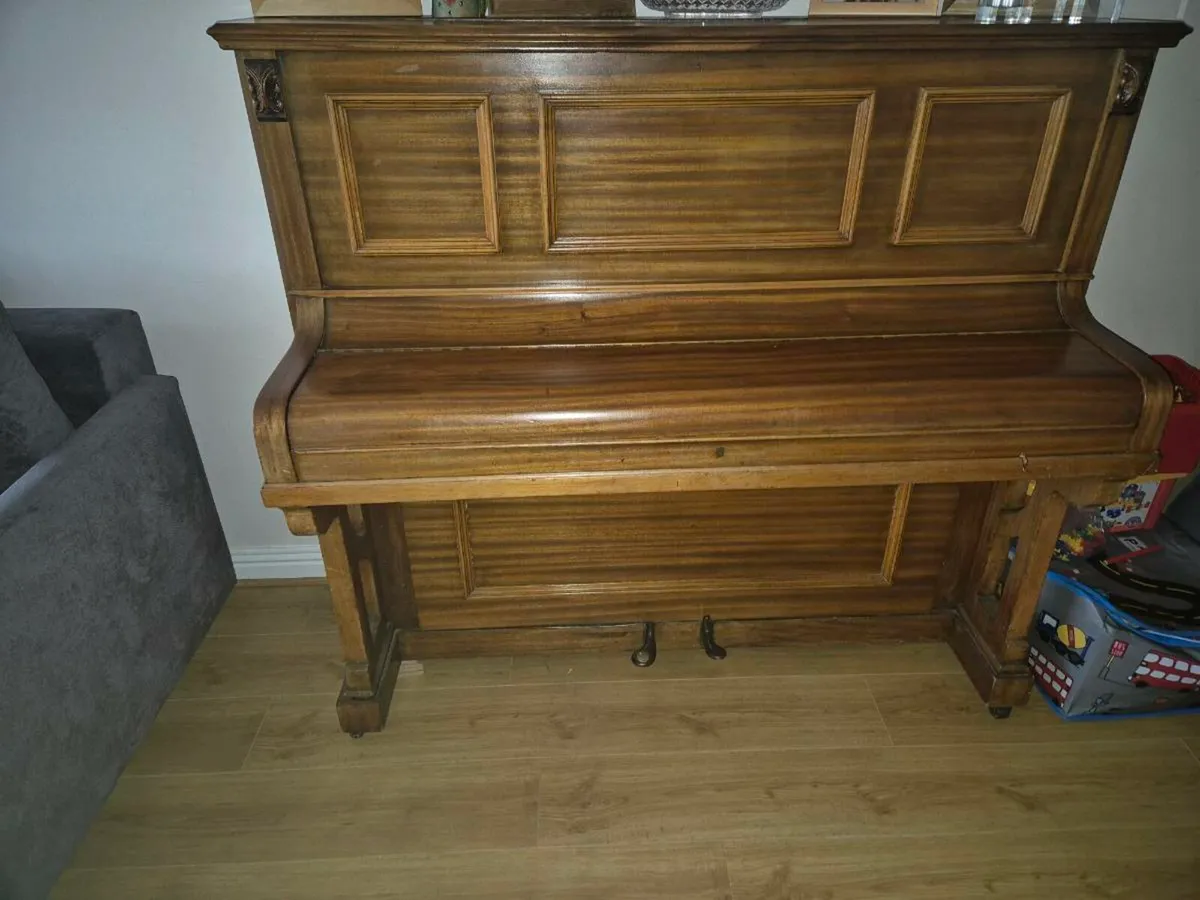 Piano - Image 3