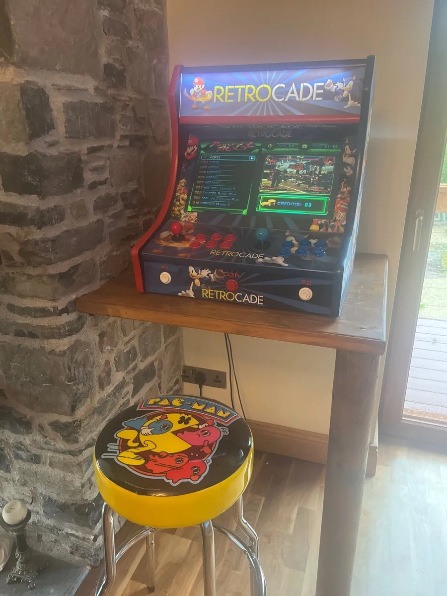 Retrocade for sale (with stool) - Image 1