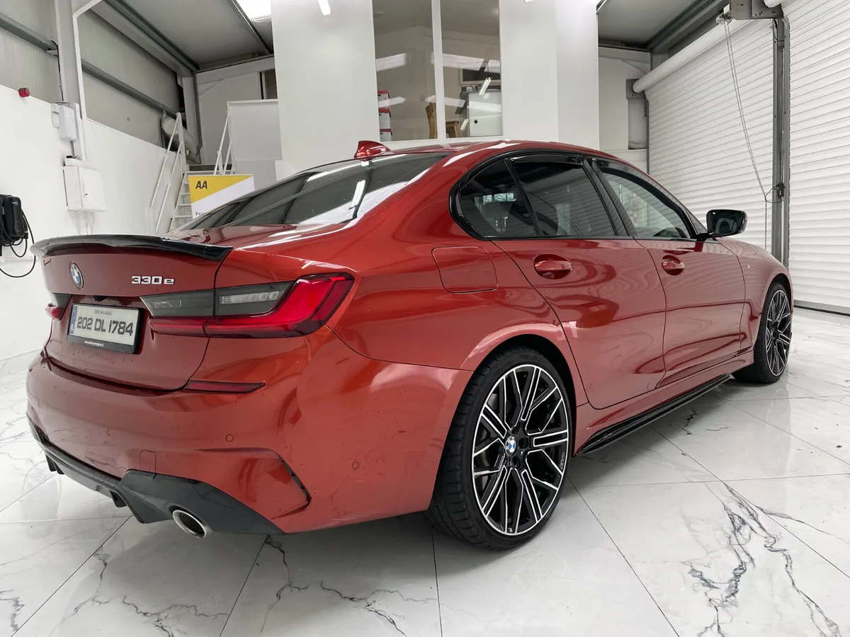 BMW 3-Series 2020 - Image 4
