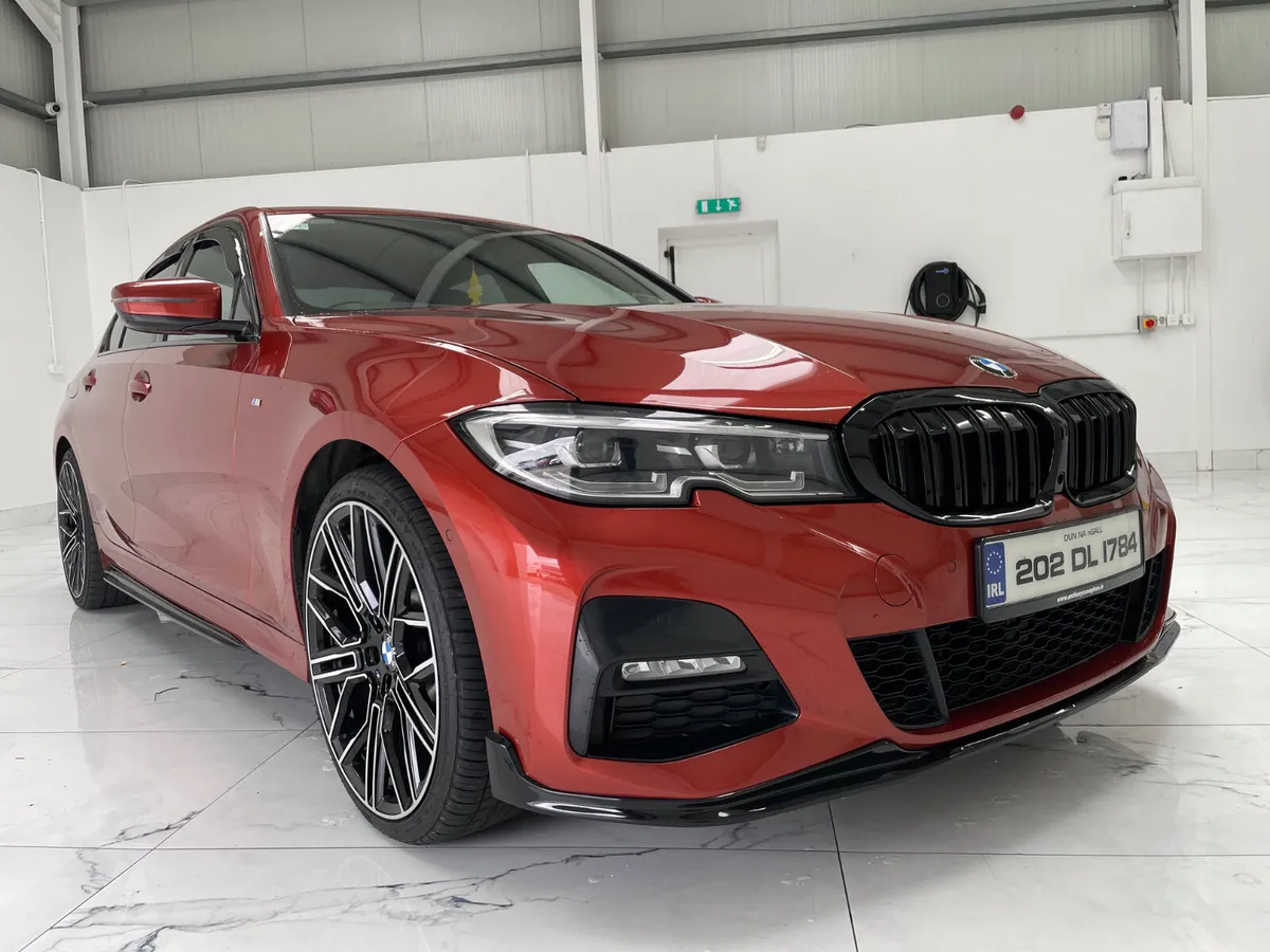 BMW 3-Series 2020 - Image 2