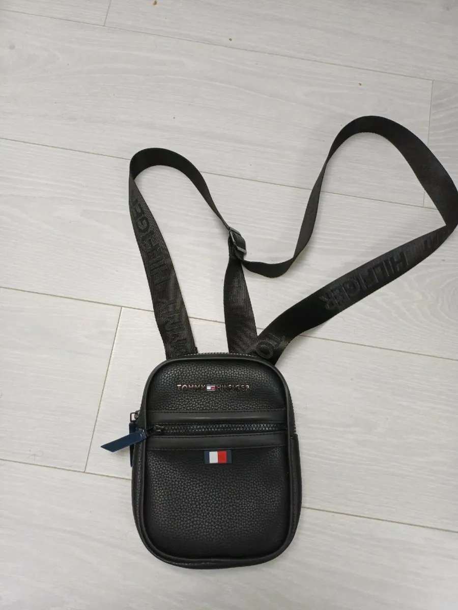 Tommy Hilfiger shoulder bag - Image 2