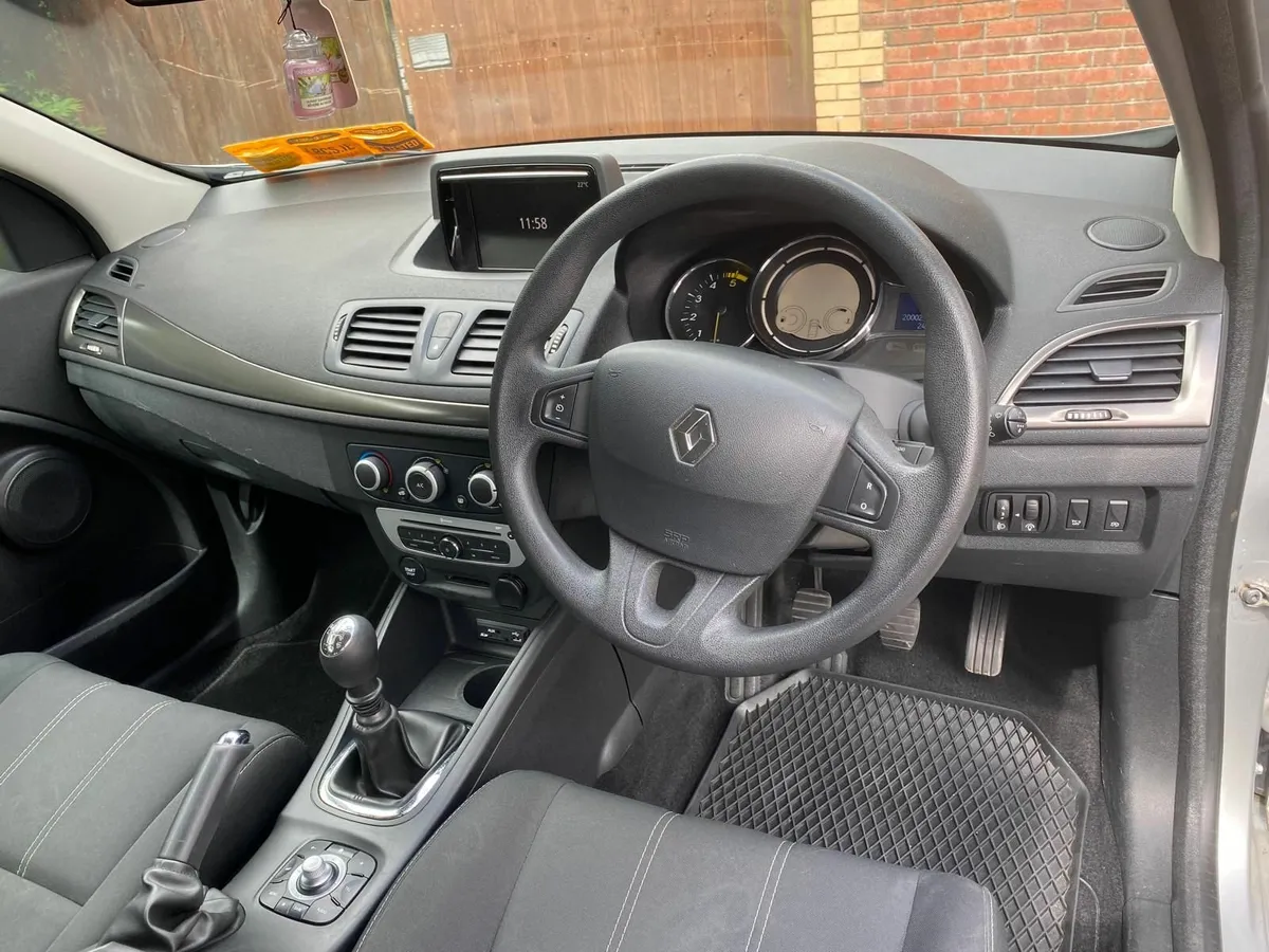 Renault Megane 2015 - Image 3
