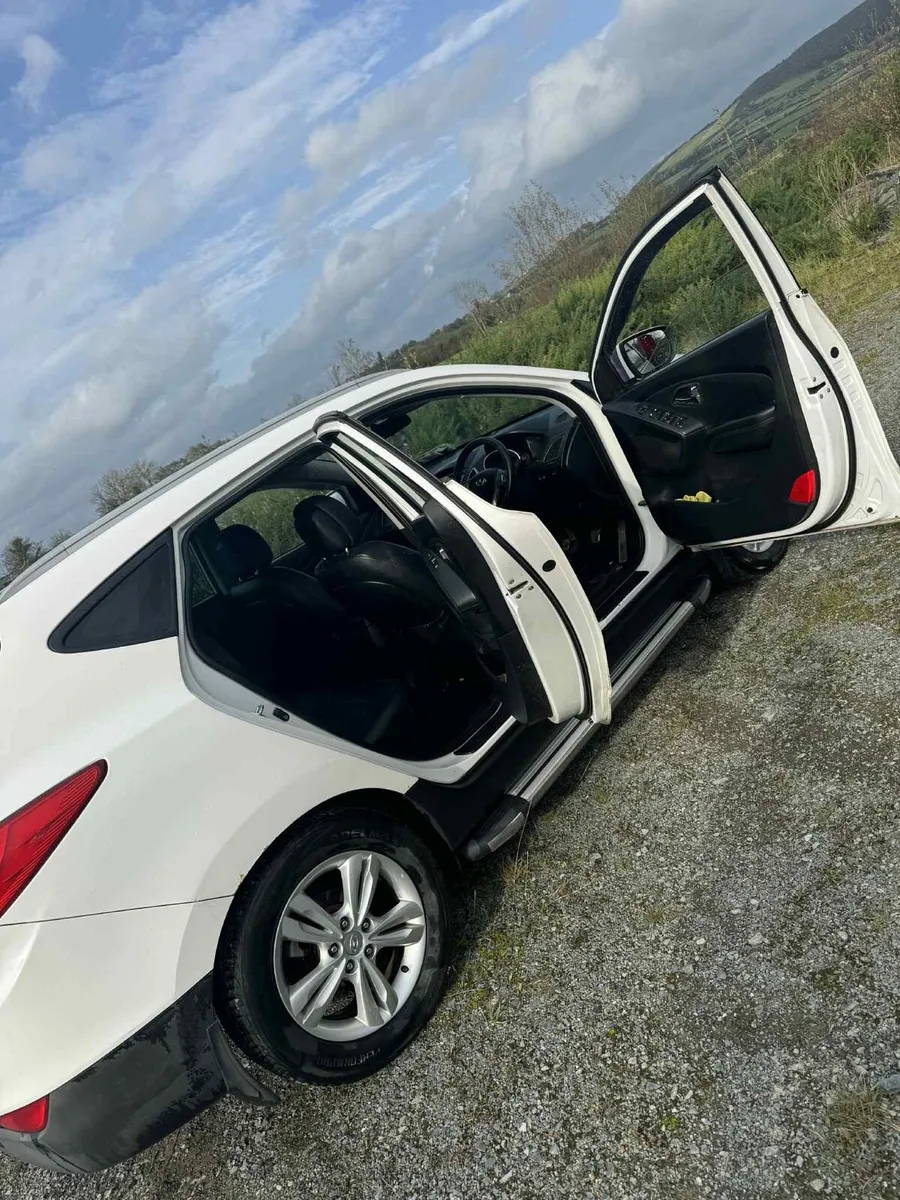 Hyundai ix35 - Image 4