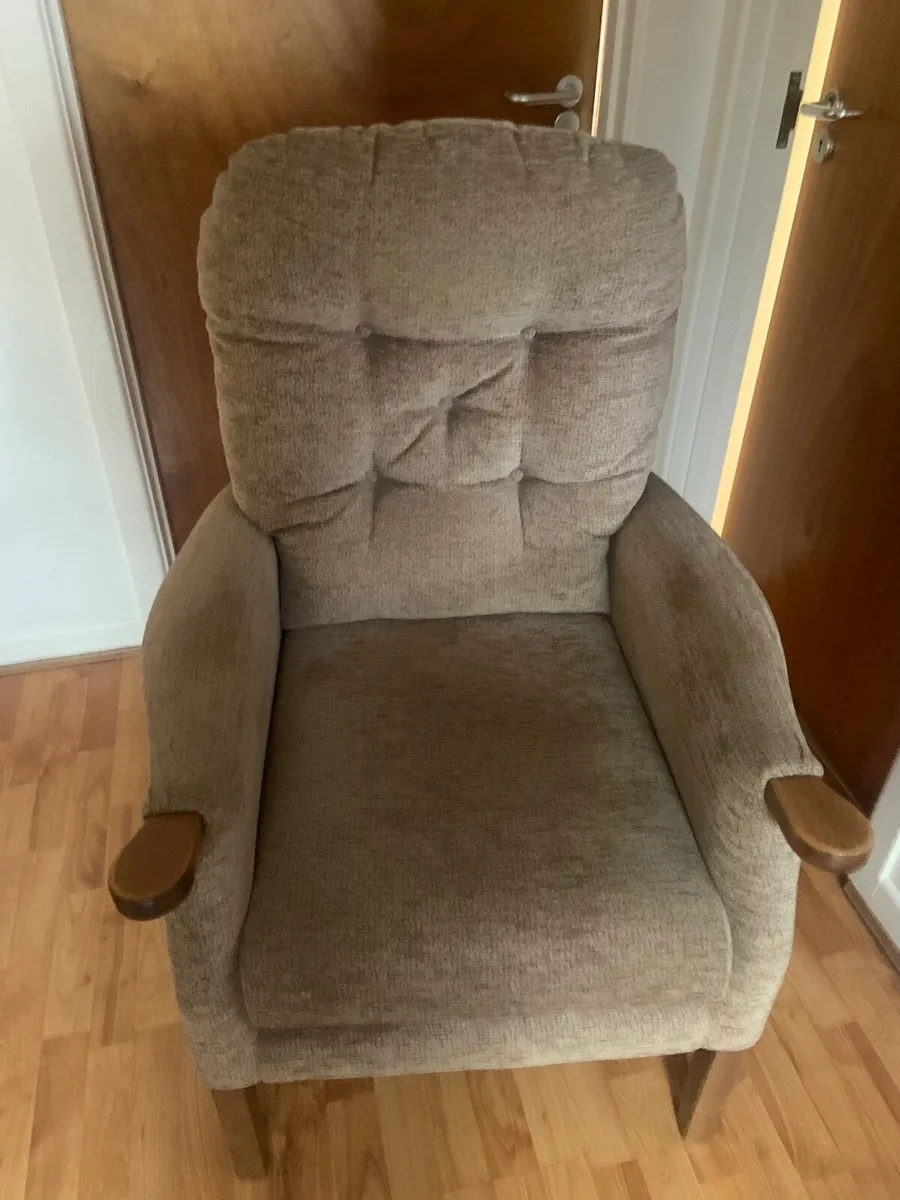 2 + 1 Fabric Suite - Image 4