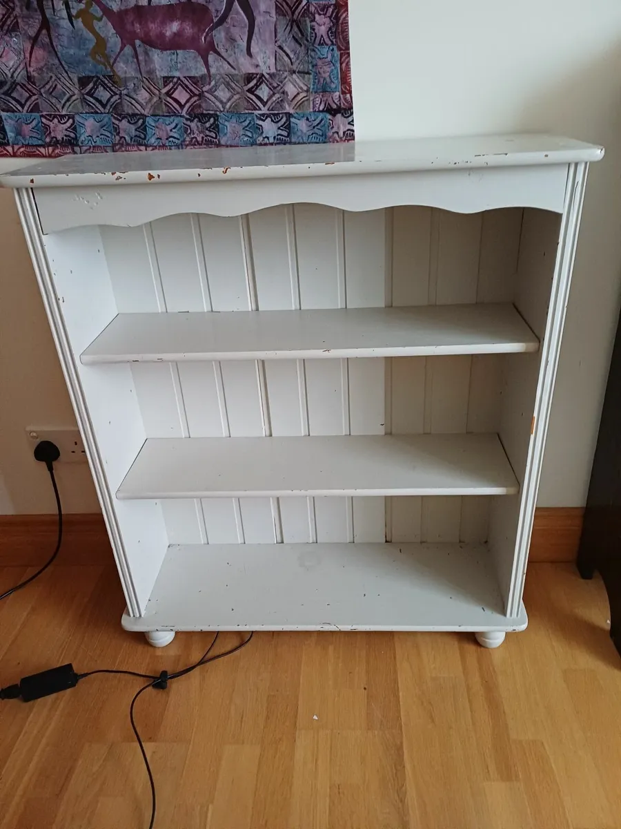 Book shelf