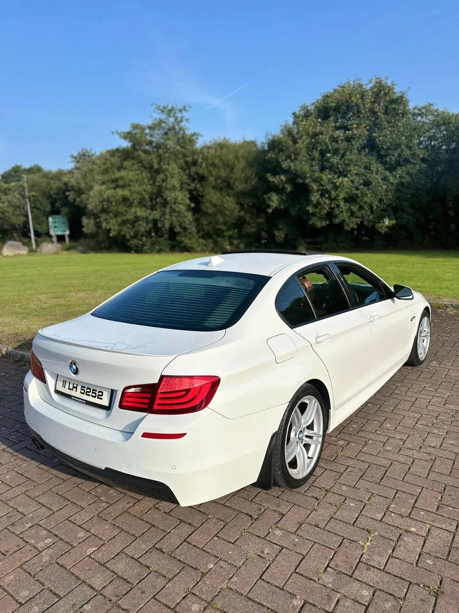 BMW F10 520d Sunroof - Image 2