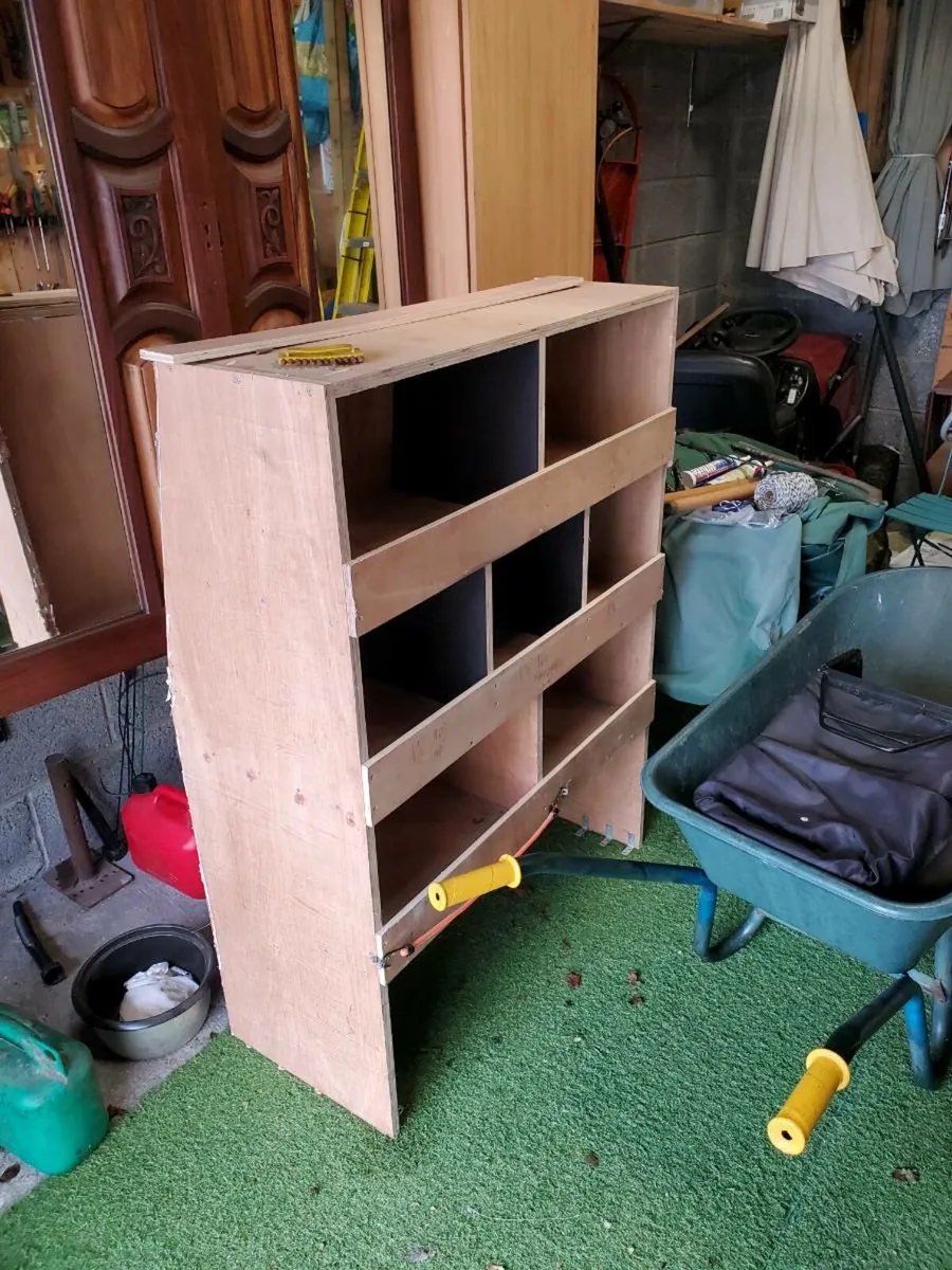 Van shelves - Image 3