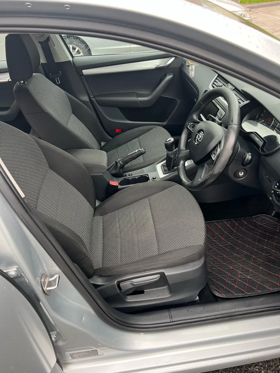 2015 Škoda Octavia(NCT 12/26) - Image 4