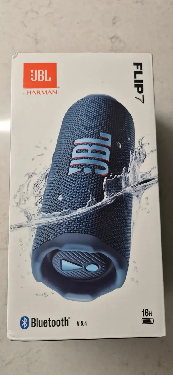 JBL Flip 7 bluetooth waterproof speaker - Image 1