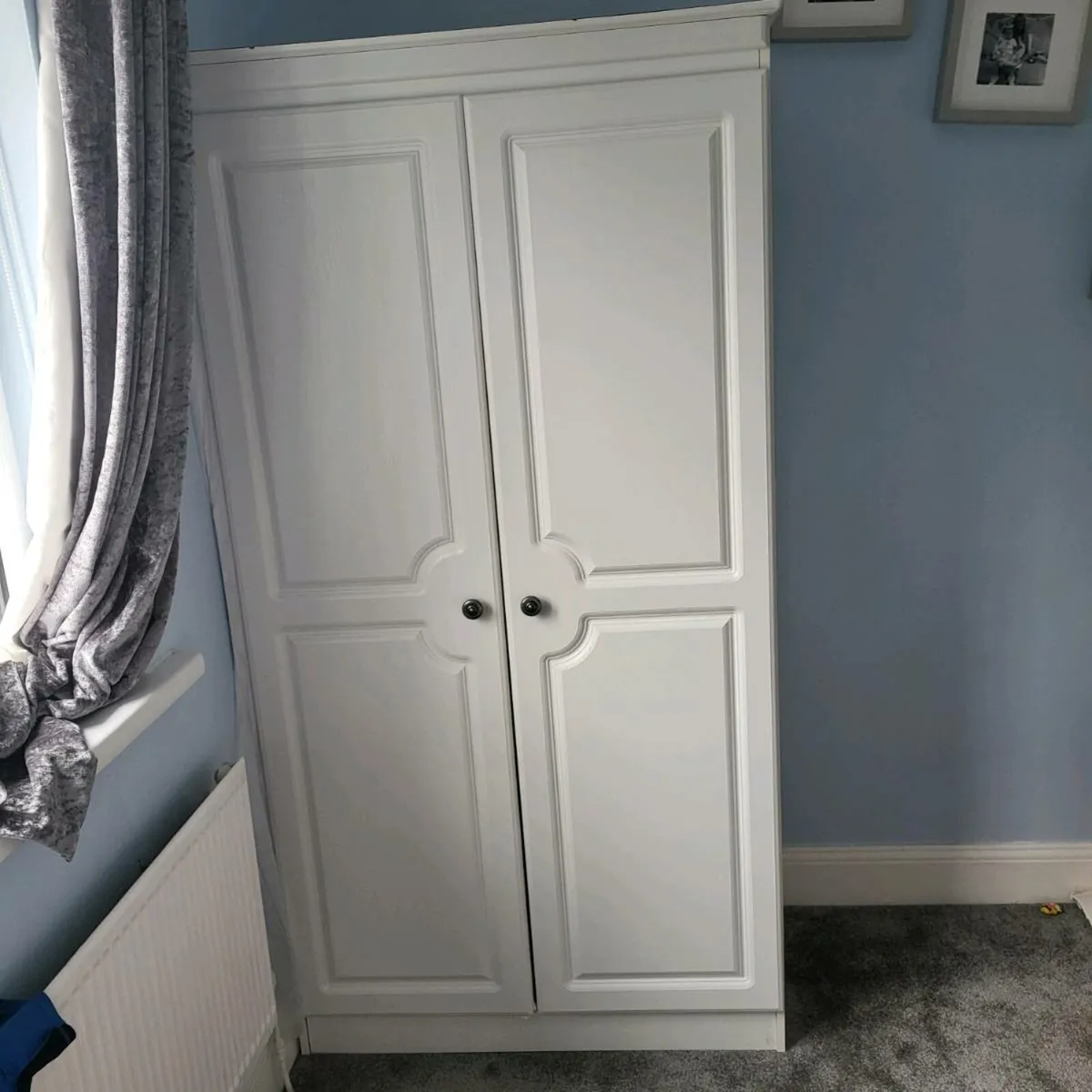 White wardrobe - Image 1