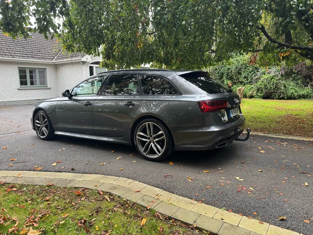 Audi A6 Avant Black Edition - Image 4