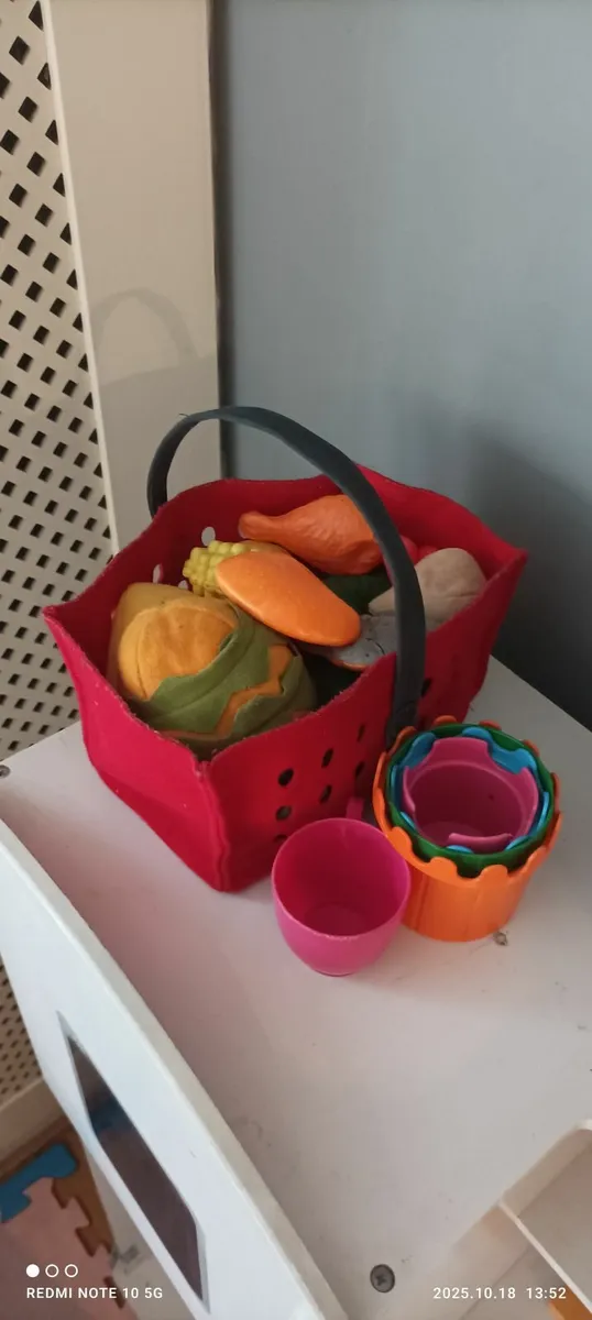 Kids kichen and some cooking toys - Image 3
