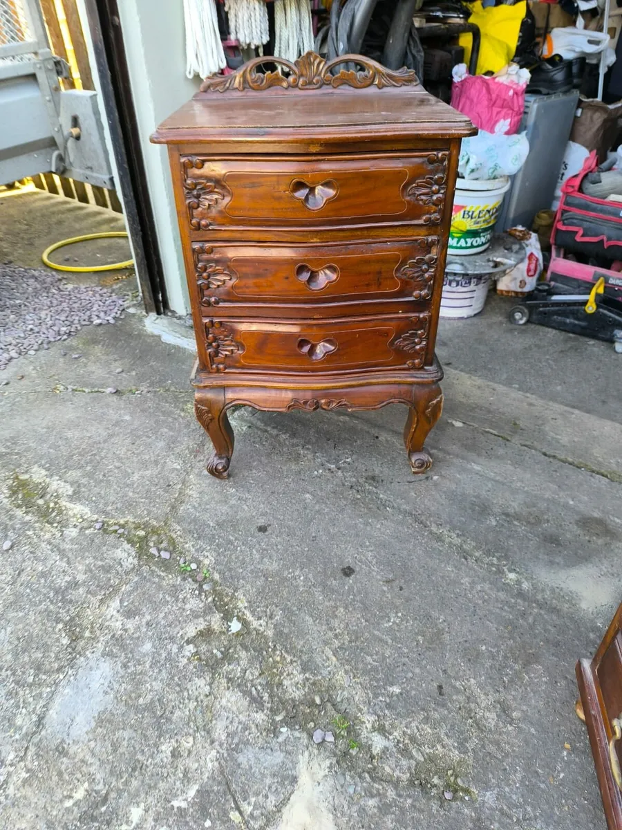 All items for sale - Image 3