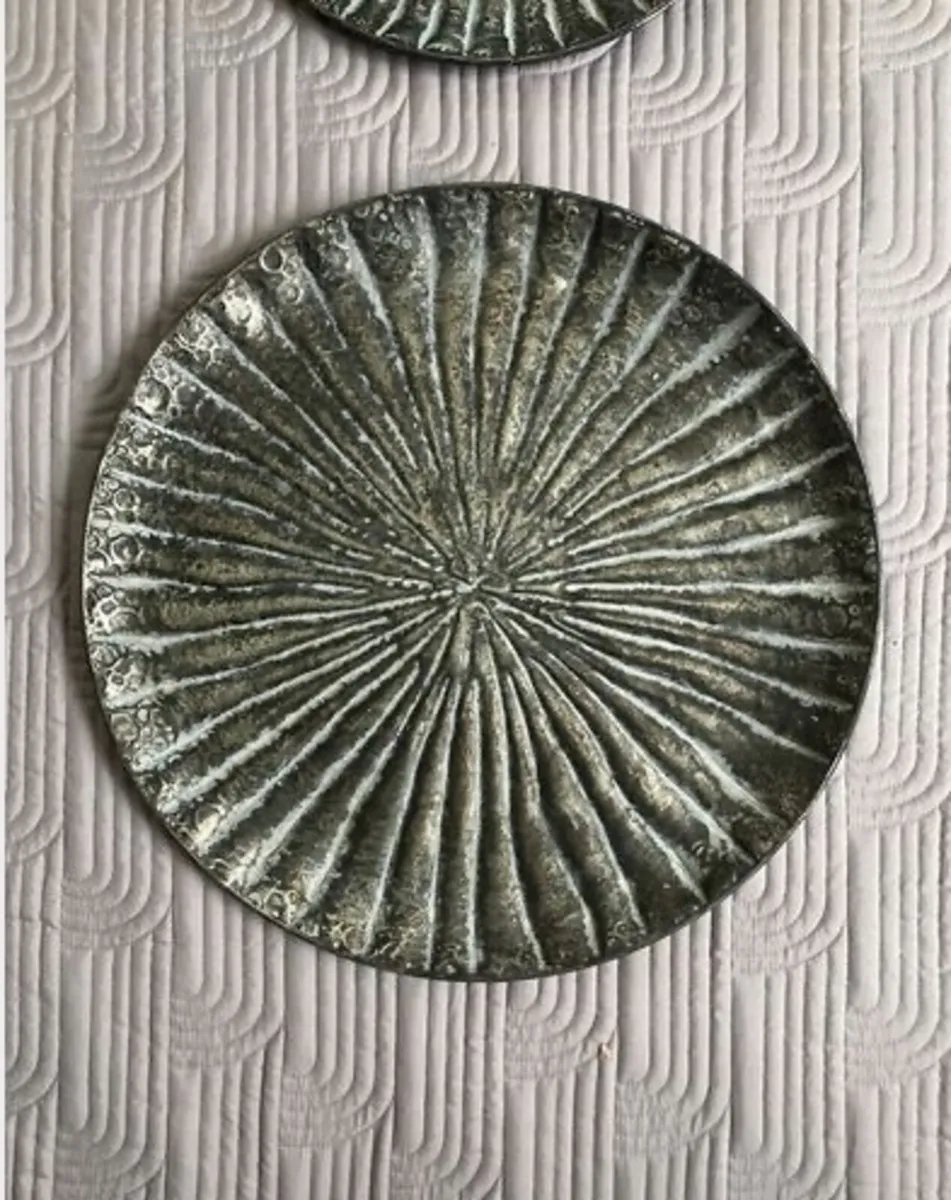 Decorative plates - Antique silver look - Image 1
