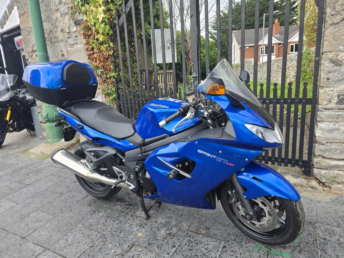 2016 TRIUMPH SPRINT 1050 GT SE MOTO4U - Image 1