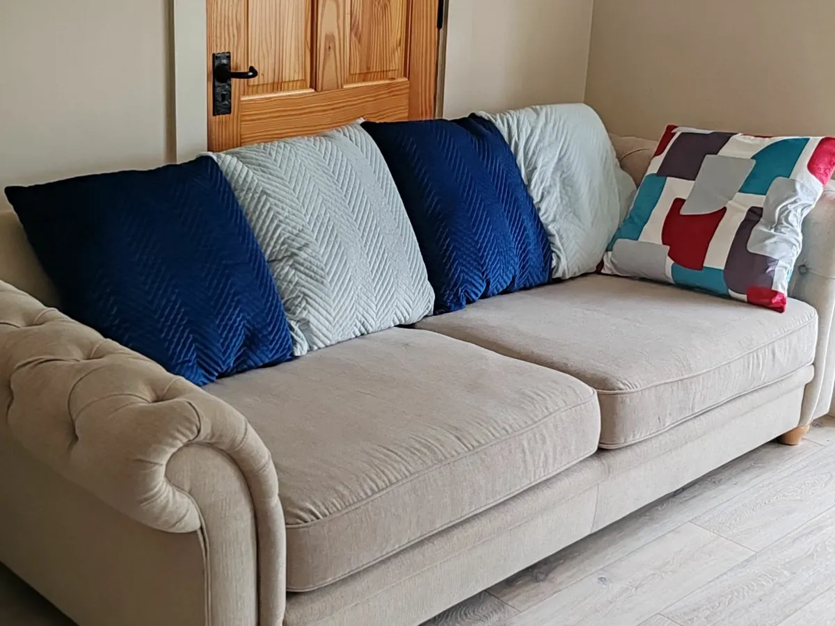 Couch for sale - Image 4