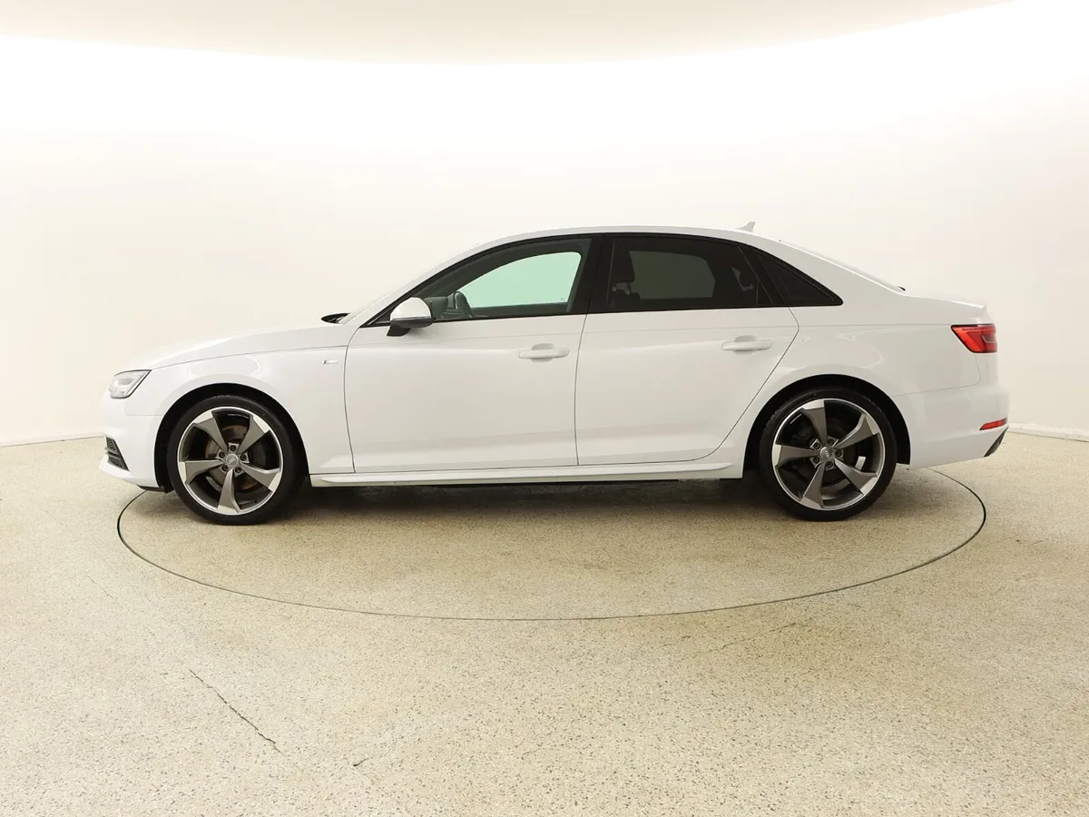 2016 Audi A4 2.0 TDI 190 S-LINE BLACK EDITION - Image 4