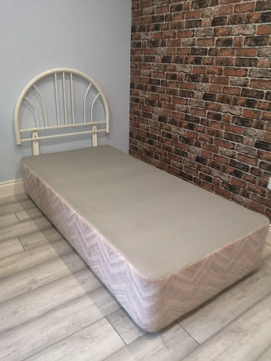 Single divan bed with detachable headboard - Image 4