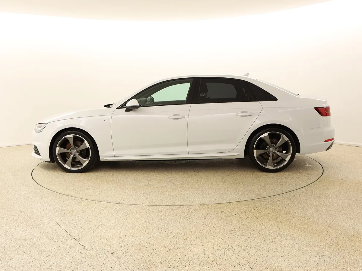 2018 Audi A4 2.0 TDI 150 S-LINE BLACK EDITION - Image 4