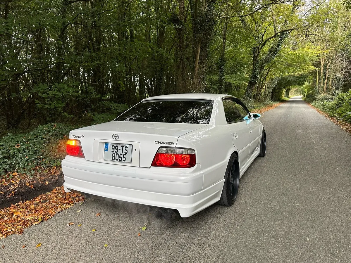Toyota Chaser tourer V - Image 1