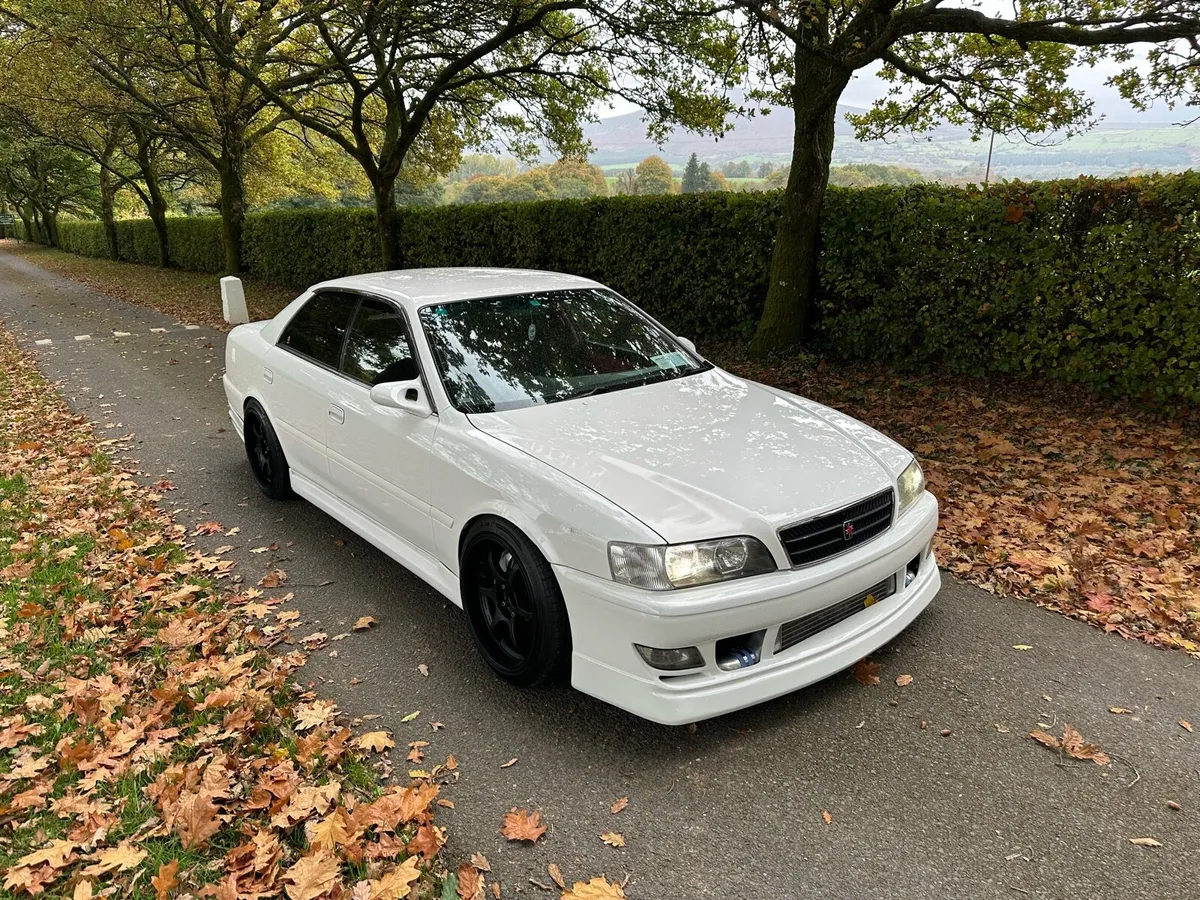 Toyota Chaser tourer V - Image 2