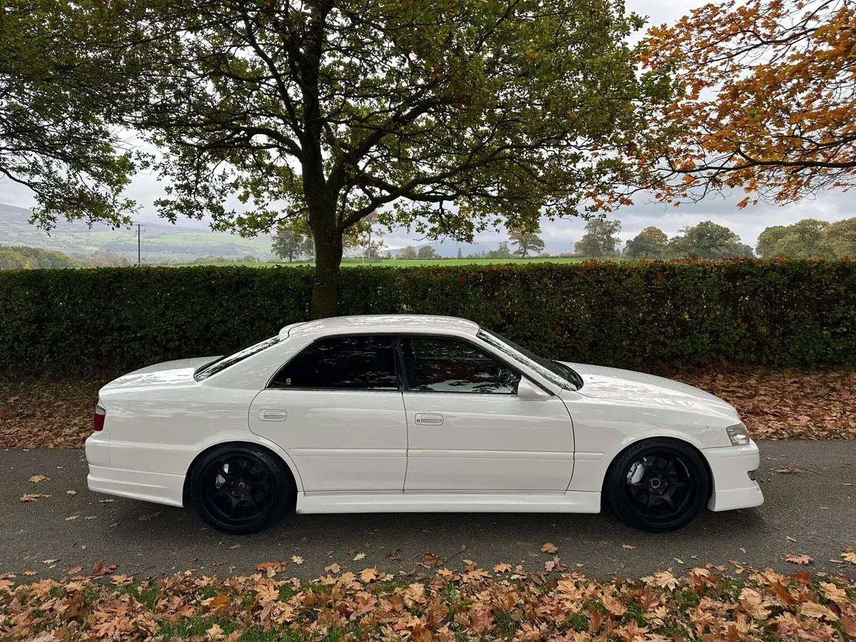 Toyota Chaser tourer V - Image 3