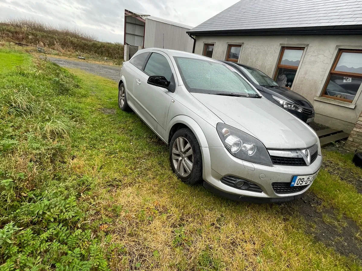 Vauxhall Astra LOW MILEAGE - Image 3