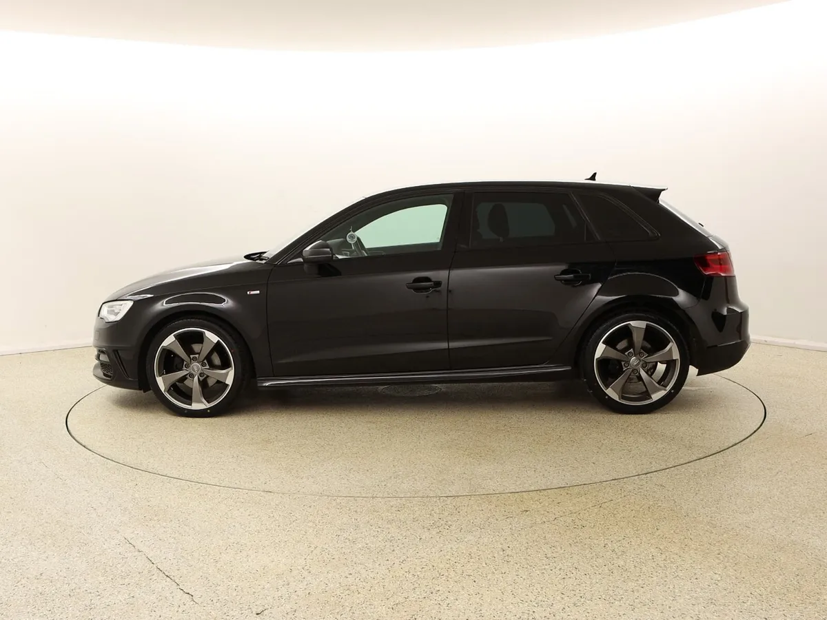 2015 AUDI A3 2.0 TDI 150 S-LINE BLACK EDITION - Image 4