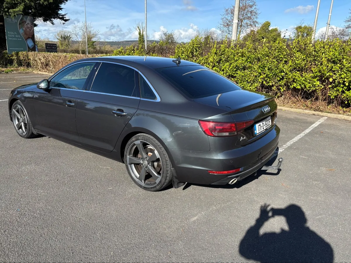 Audi A4 2017 - Image 4