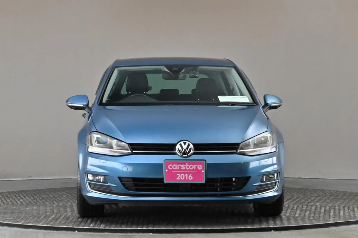 Volkswagen Golf 1.4tsi DSG Highline MK7  full Lea - Image 2