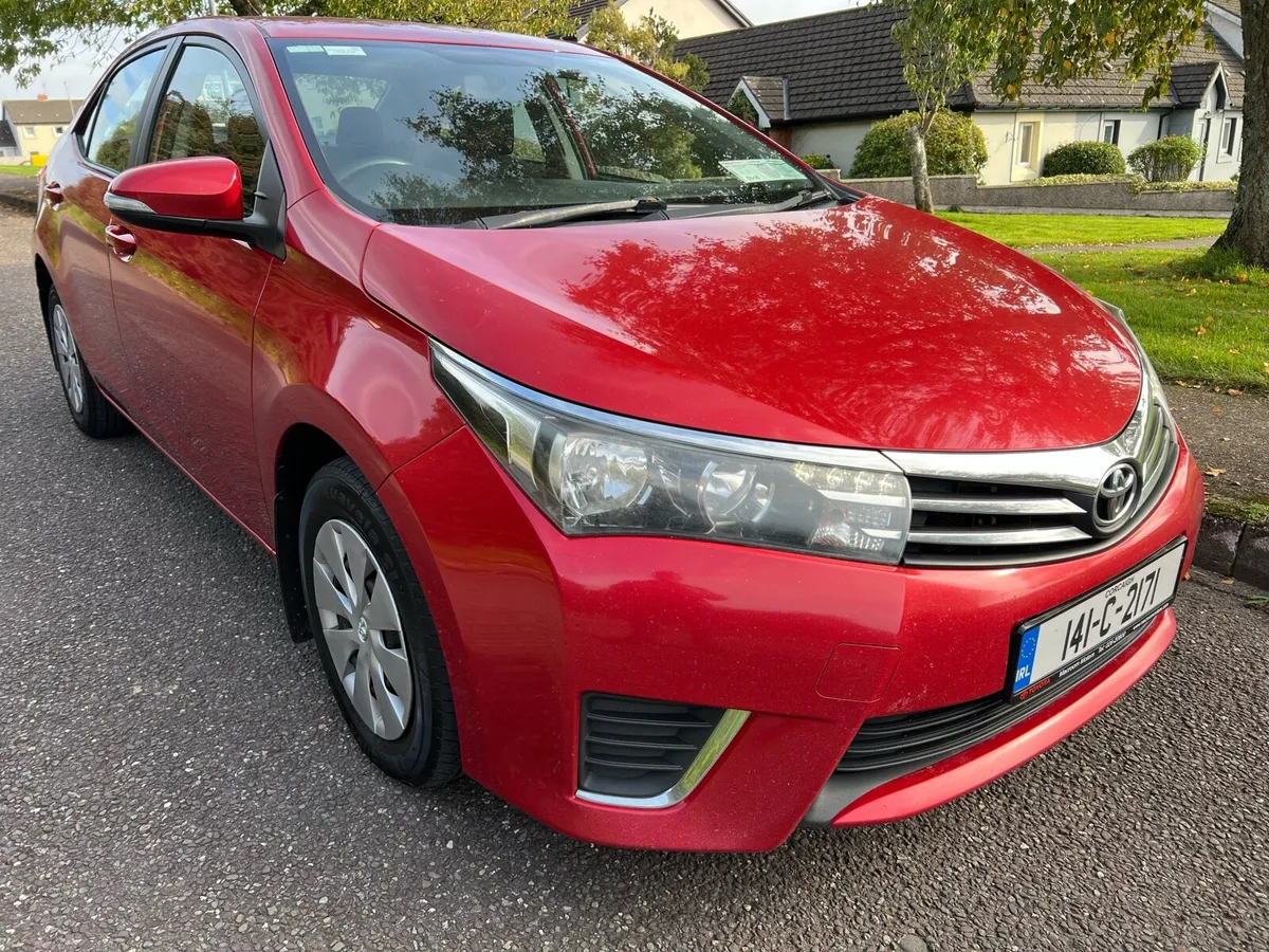 Toyota Corolla 2014 - Image 1