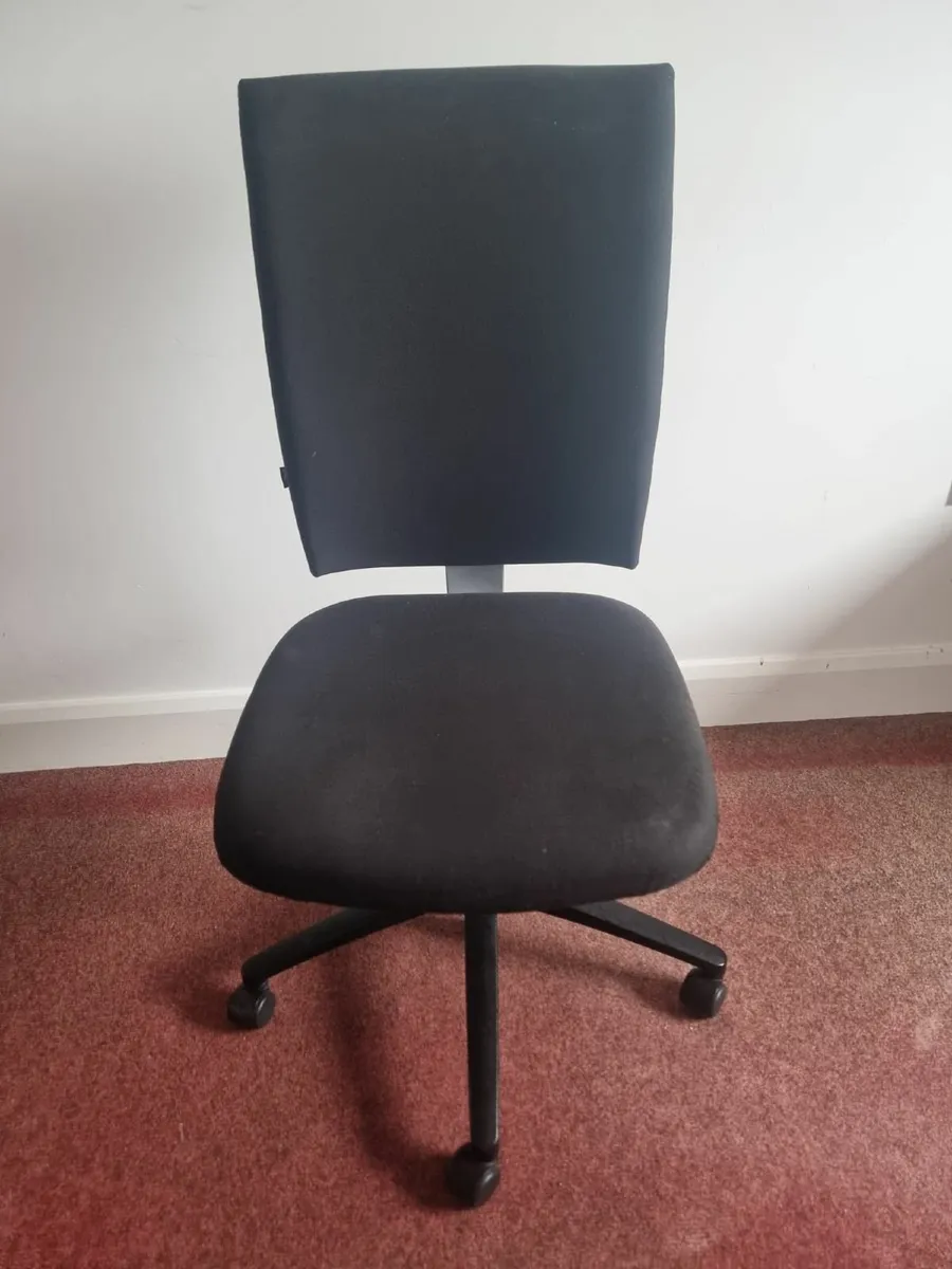 Office Swivel Chair x 9 - Image 3