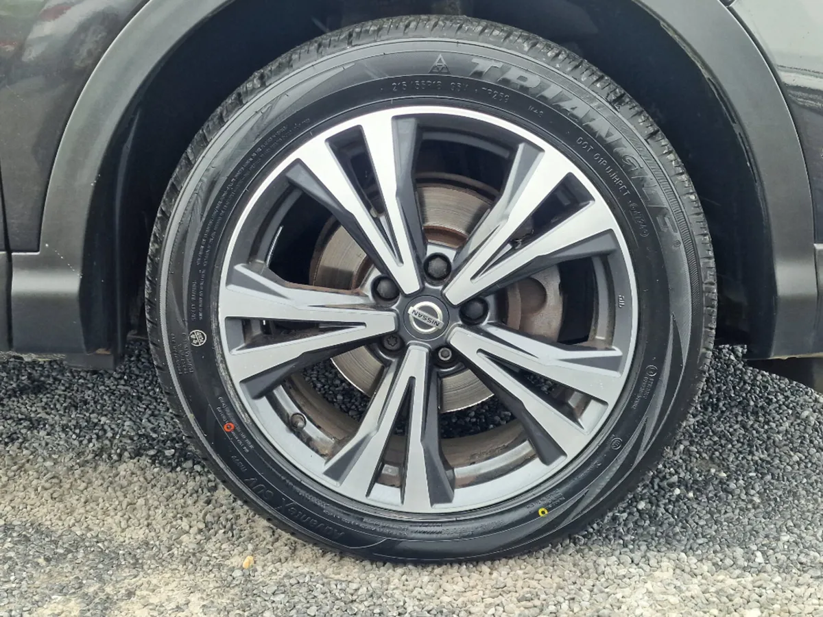 Nissan Qashqai 1.5 DCI N-connecta 115PS 5DR - Image 4