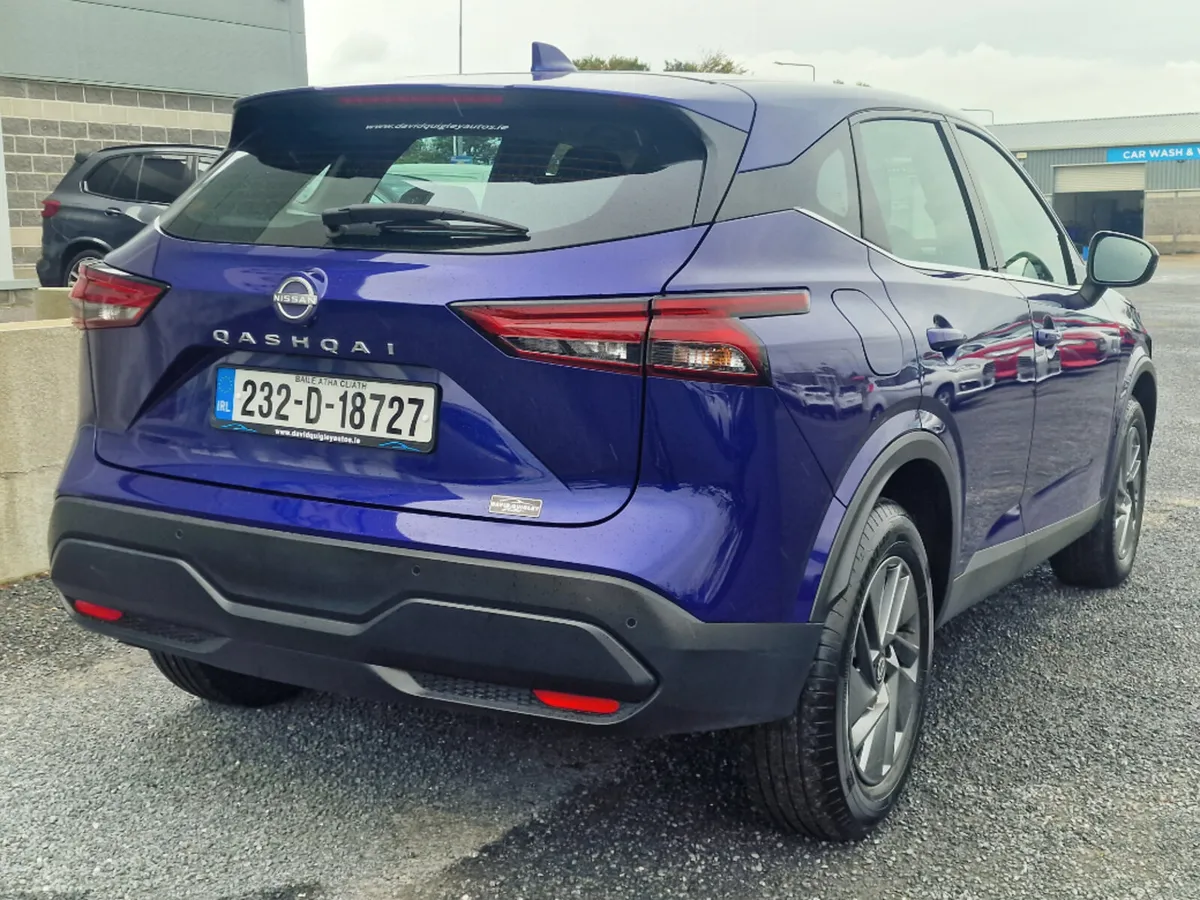 Nissan Qashqai 1.3 HYB SV MY2.5 4DR - Image 3