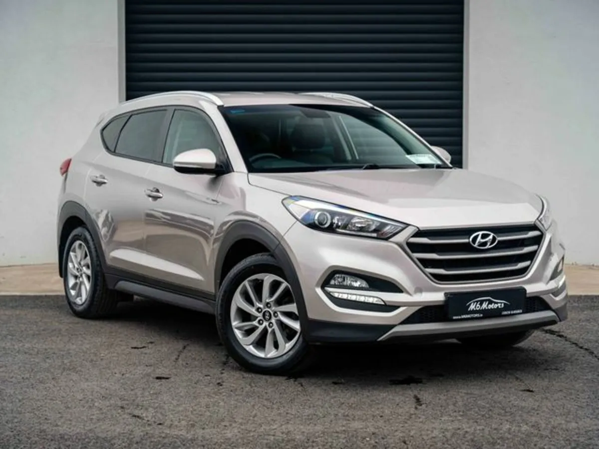 Hyundai Tucson ix35 Executive 1.7 5DR - Image 1