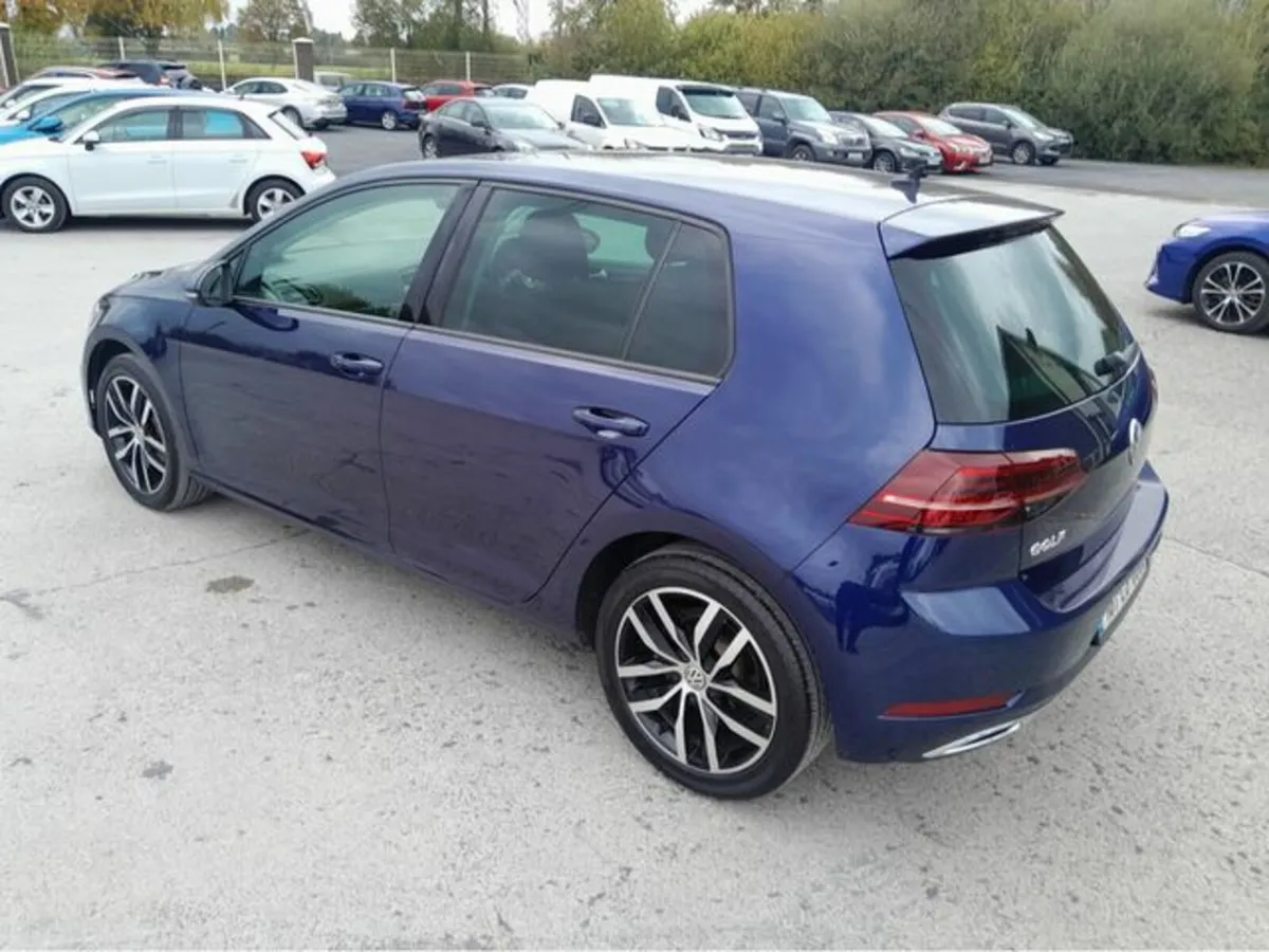 Volkswagen Golf 1.4 Highline Automatic 5 Door - Image 4
