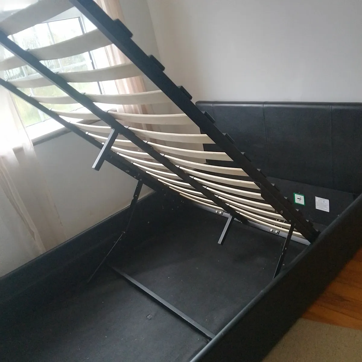 4ft Bed frame with plenty of under storage. - Image 2