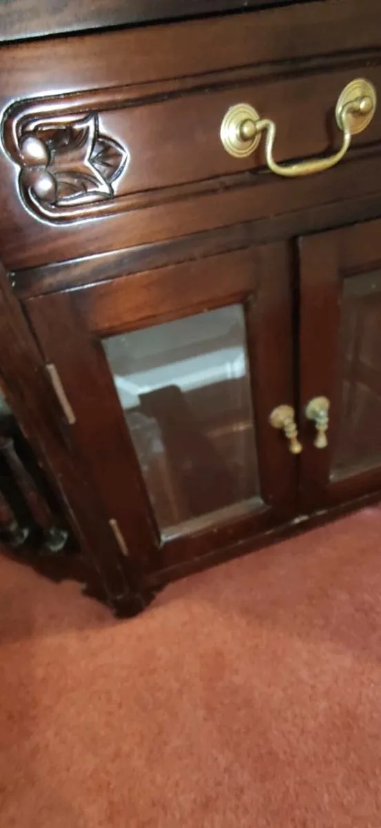 Glass cabinet - Image 2