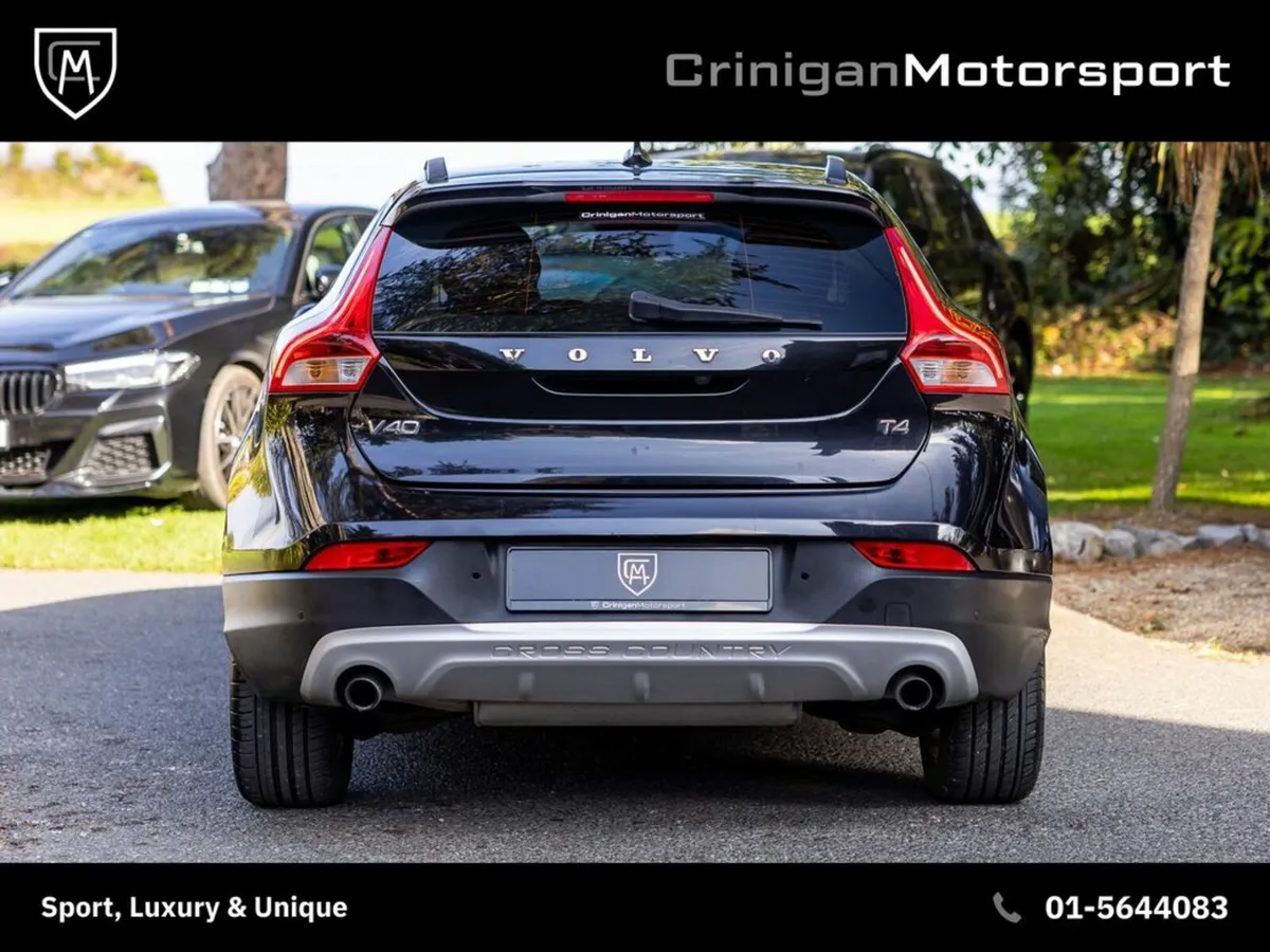 Volvo V40 Cross Country 1.6 Auto - Image 4