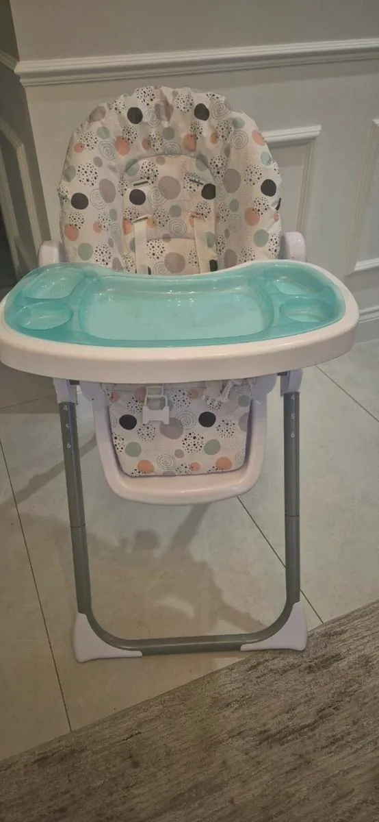Highchair - Image 1