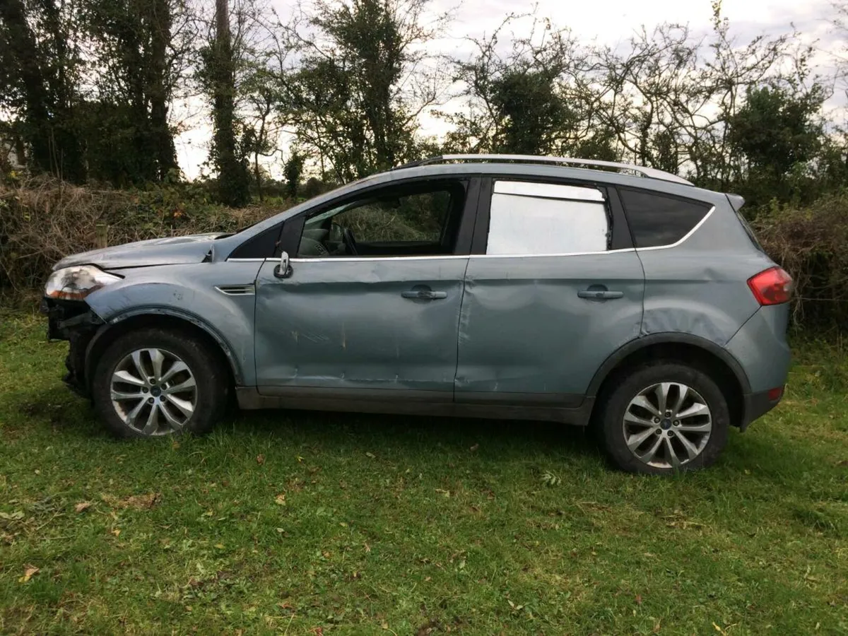 Ford Kuga 4x4 for parts or repair - Image 3