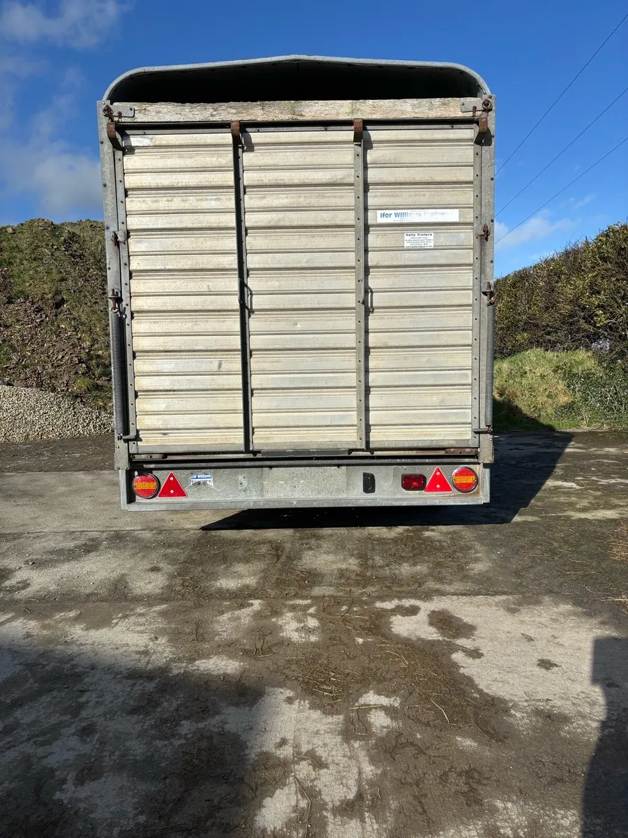 Ifor Williams 12 x 6’6” Cattle Trailer - Image 4