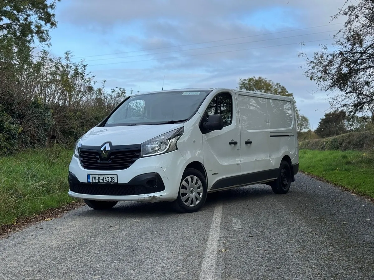 2017 Renault Traffic LWB - Image 1