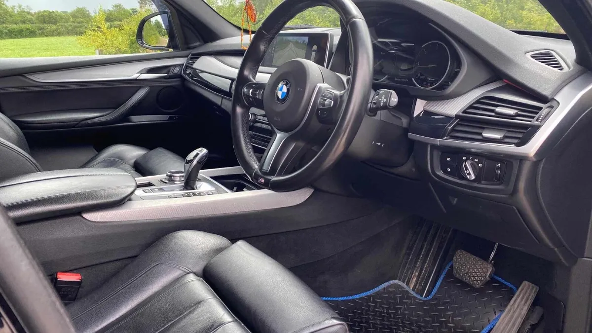 BMW X5 2014 - Image 2