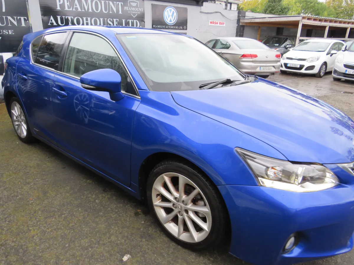 Lexus CT 2011 AUTOMATIC HYBRID NCTD - Image 2