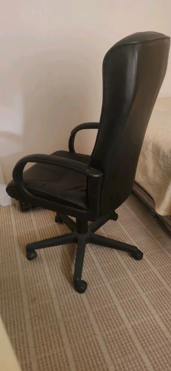 Office chair - Image 2