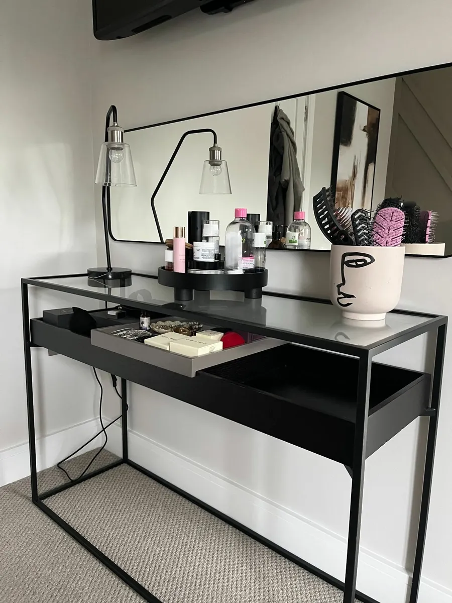 Dressing Table - Image 4