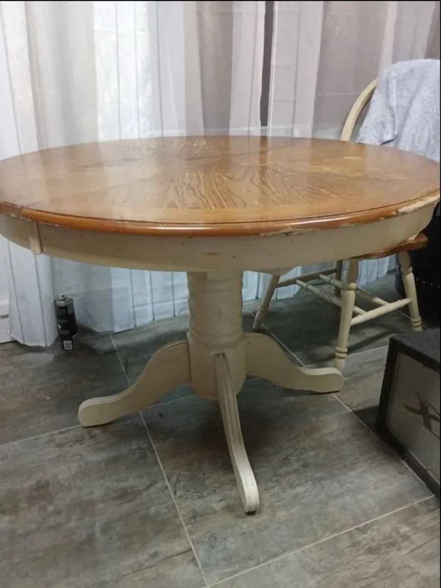 dining table - Image 1