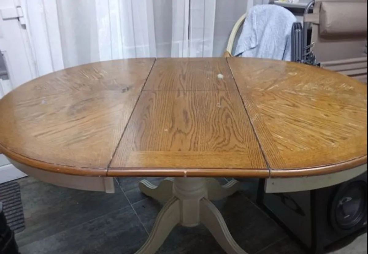 dining table - Image 4